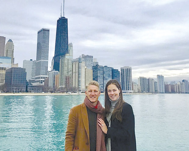 Ана и Бастијан уживају на језеру Мичиген